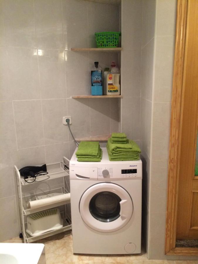Ground Floor Apartment With 2Bdr And Private Parking บินารอส ภายนอก รูปภาพ